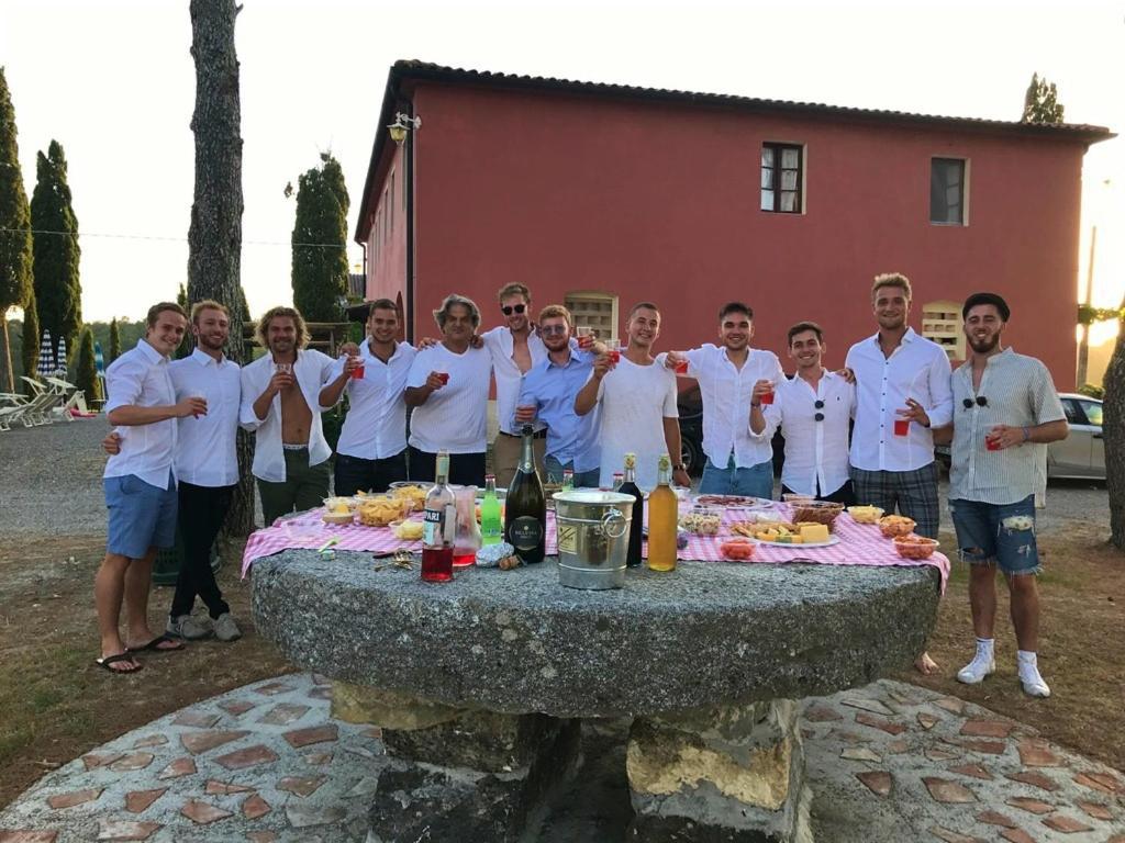 Casa Vacanze Podere Marilla Peccioli Zewnętrze zdjęcie